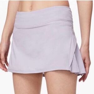 Lululemon Play Off the‎ Pleats Skirt Size 4 Lavender Short Rare